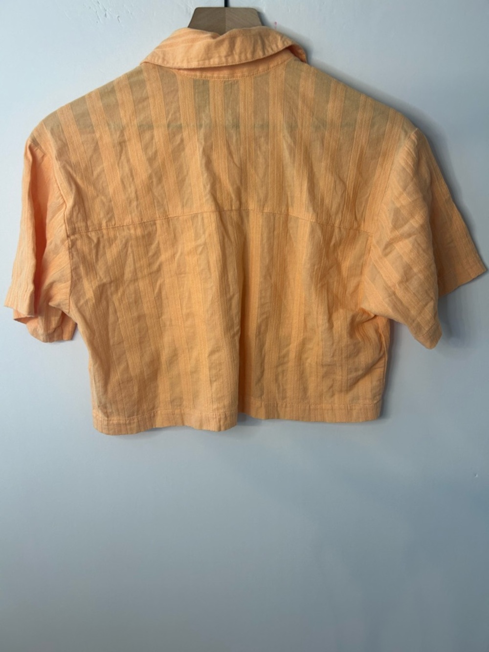 Dizzy Lizzy Women’s Orange Button Front Cropped Camp Shirt, Size XS - Picture 4 of 8